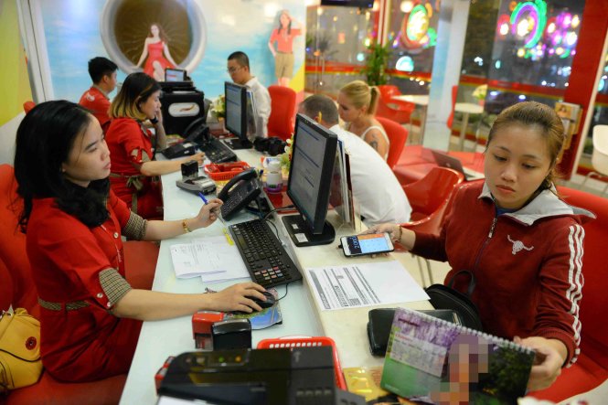 lo ngai khan hiếm vé tết 2017
