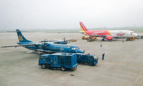 Cứ 4 chuyến bay lại có một chuyến chậm hơn hoặc hủy