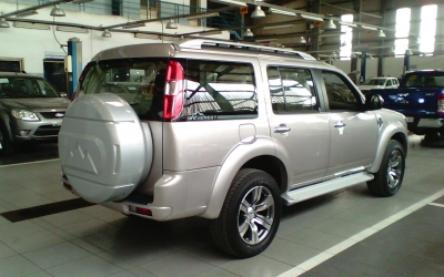 FORD EVEREST