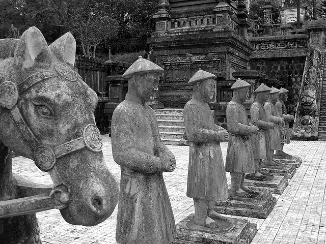 Lăng mộ triều Nguyễn